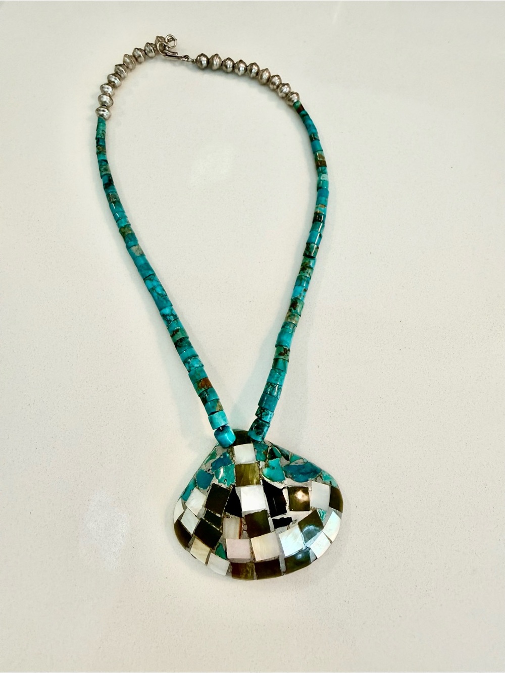 Santo Domingo kewa shell heishe vintage sterling Native made turquoise necklace